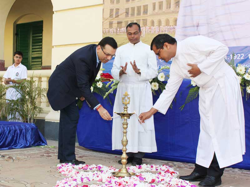 St. Xaviers Collegiate School 3