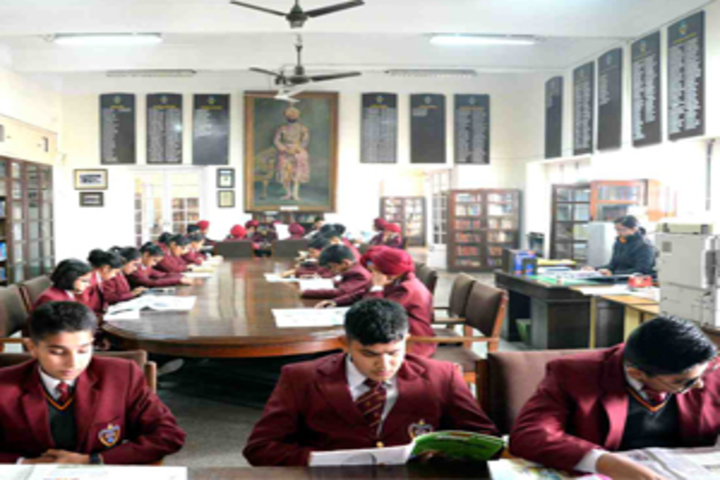 Yadavindra Public School 6