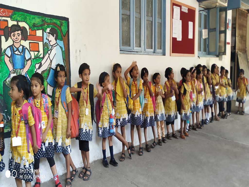 IES Ganesh Nagar Vidyalaya 4