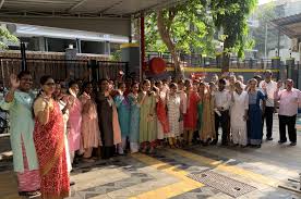 Sharon English School 6