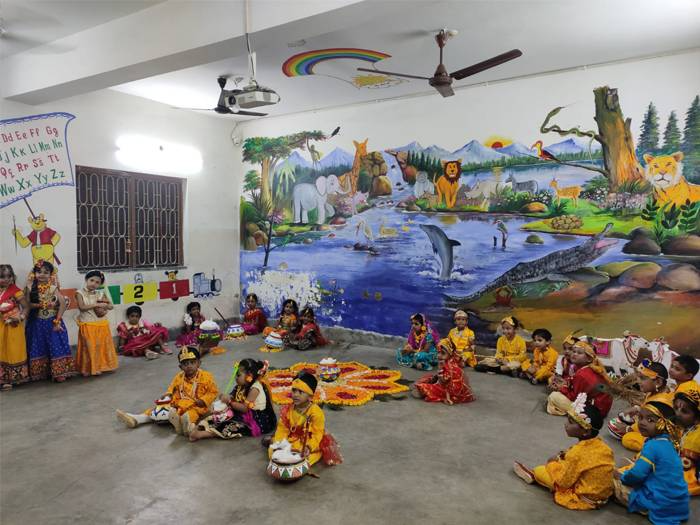 Divya Arya Vidya Public School 11