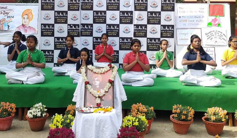 Divya Arya Vidya Public School 7