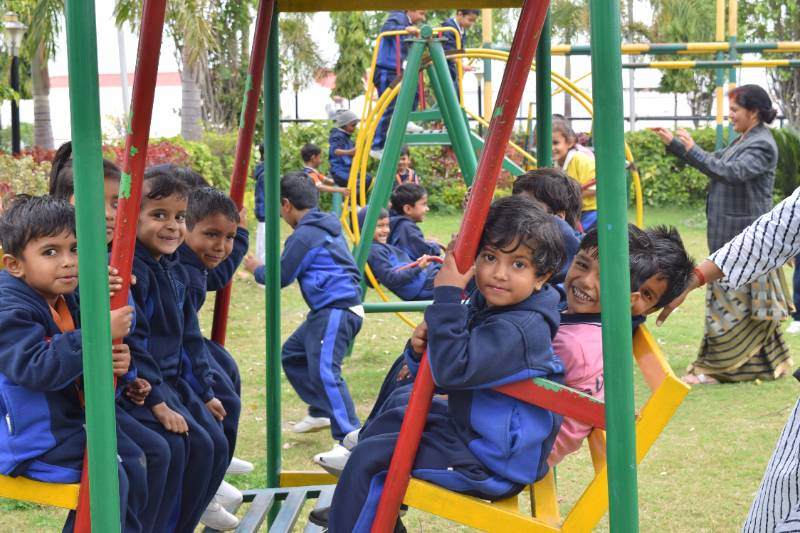 Gurukul Purv Madhyamik Vidyalaya Rewa 7