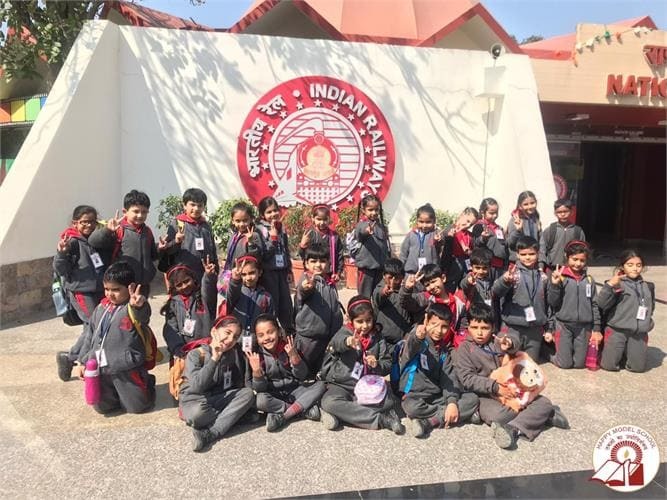 Happy Model School 19