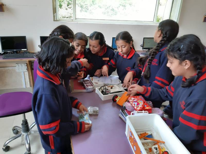 Ivy International School 7