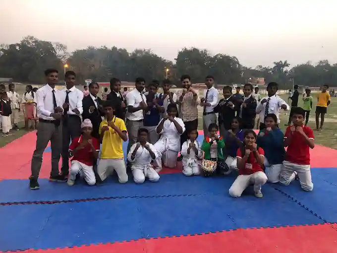 Adhyayan Academy & Kidz 6