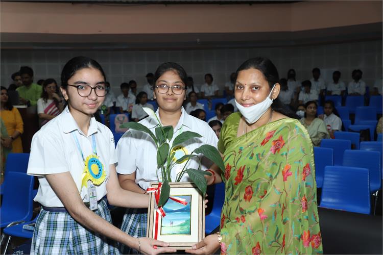 OPG World School 13