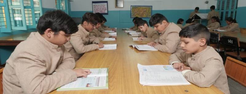 Rishikul Vidyapeeth School 23