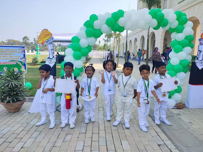 Delhi World Public School 4