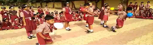 Kantilal Khinwasara English And Hindi Medium School campus 2