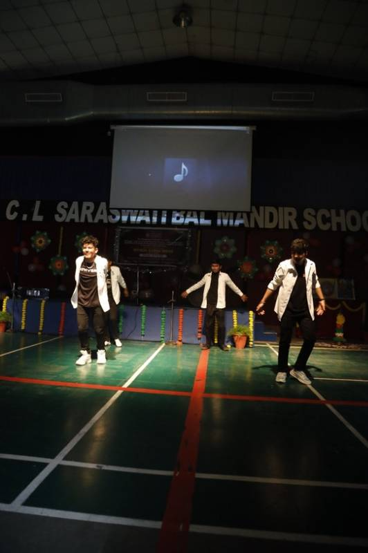 Mahashay Chuni Lal Saraswati Bal Mandir Sr Sec School 9