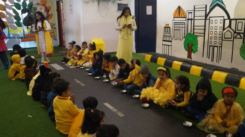 Modern International School 12