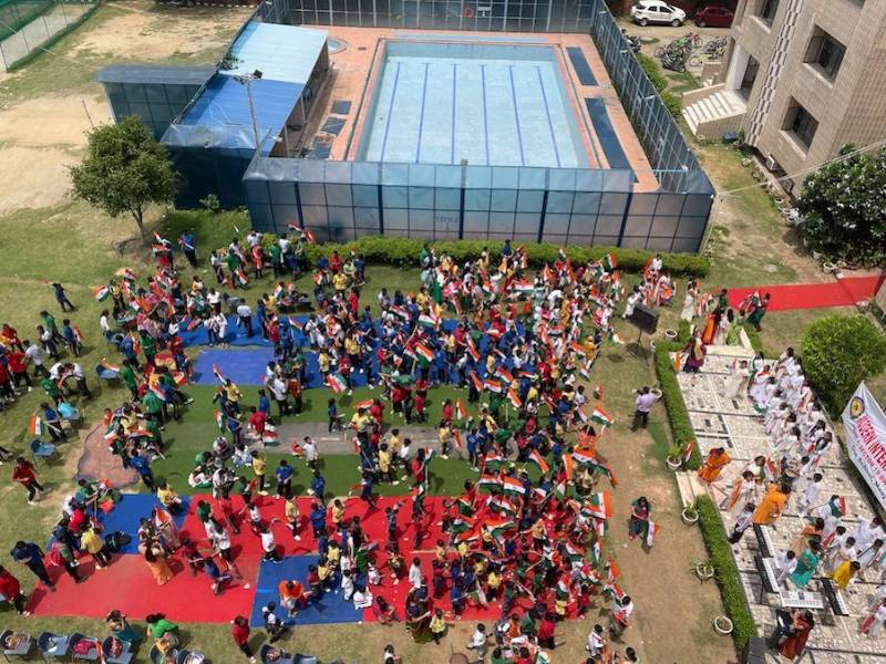 Modern International School 6