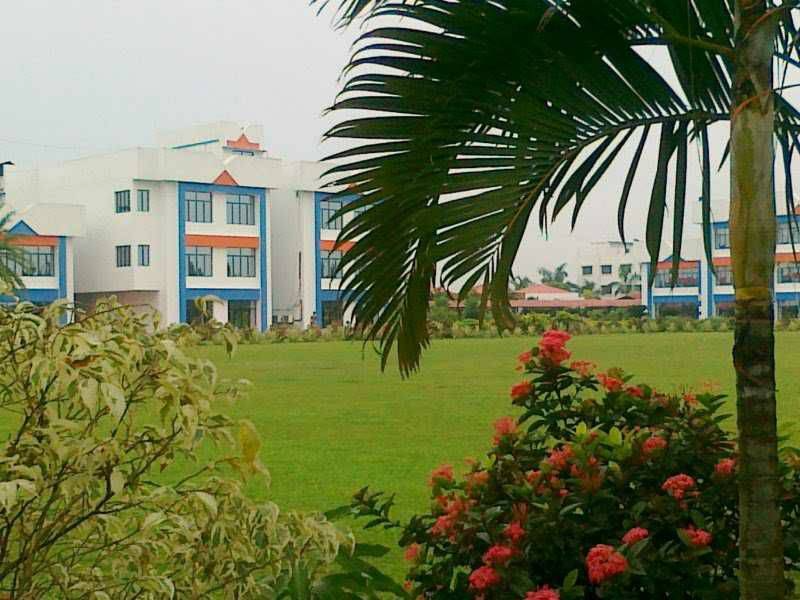 Pailan World School 4