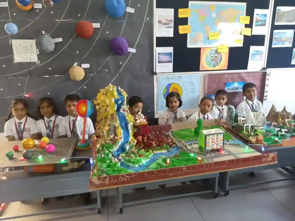 Dhole Patil School for Excellence 18