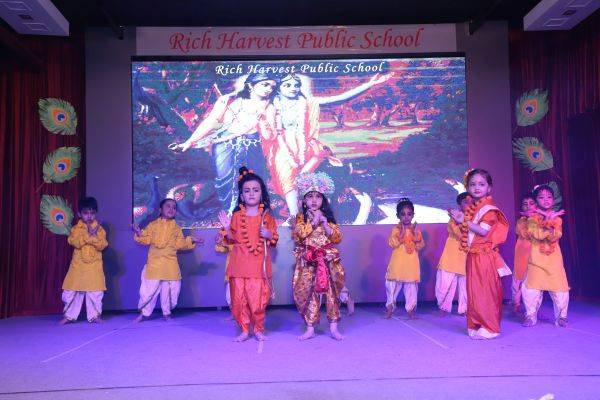 Rich Harvest Public School 18