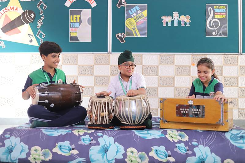 Delhi Scholars International School 14