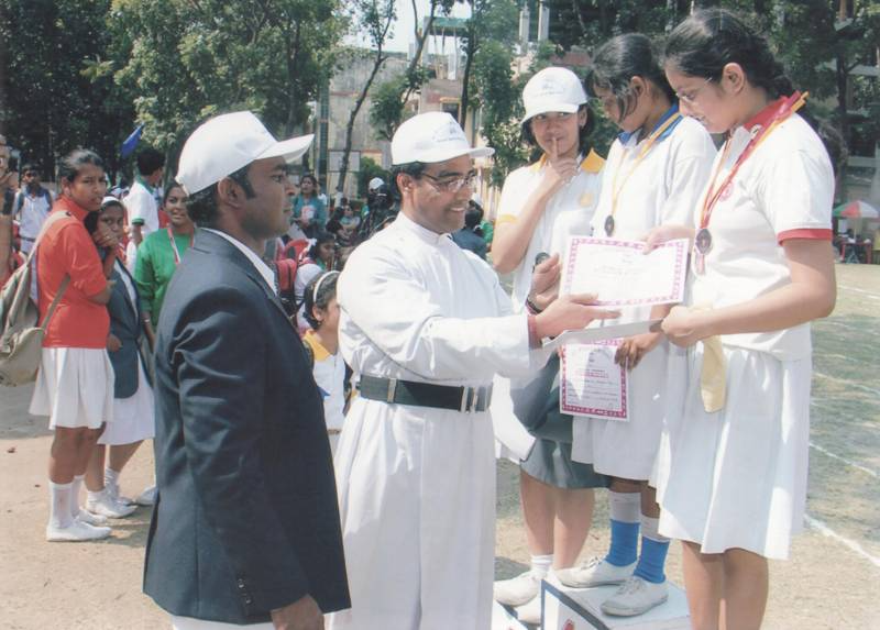 Vidyanjali International School 11