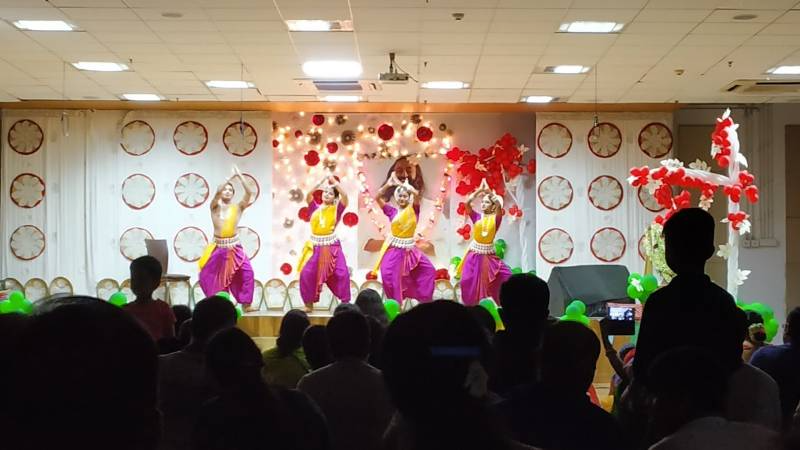 Sri Sri Academy 4