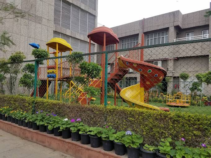 Delhi Public School 14