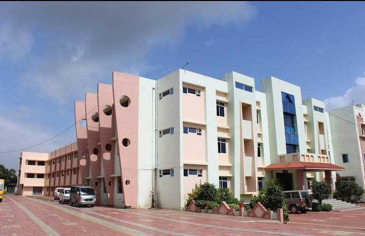 St. Arnolds Co-Ed School campus 5
