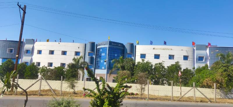 The Juniors College English Medium Co-Ed School campus 2