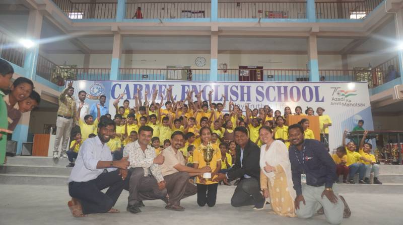 Carmel English School 10