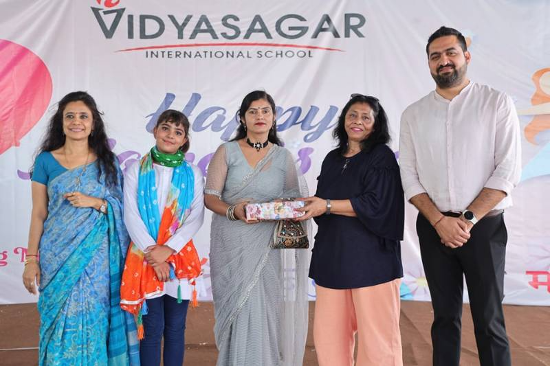 Vidyasagar International School 16