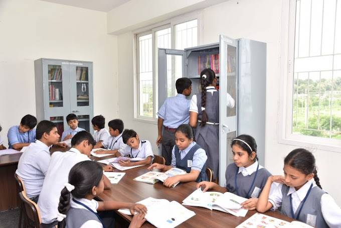 The Modern School 11