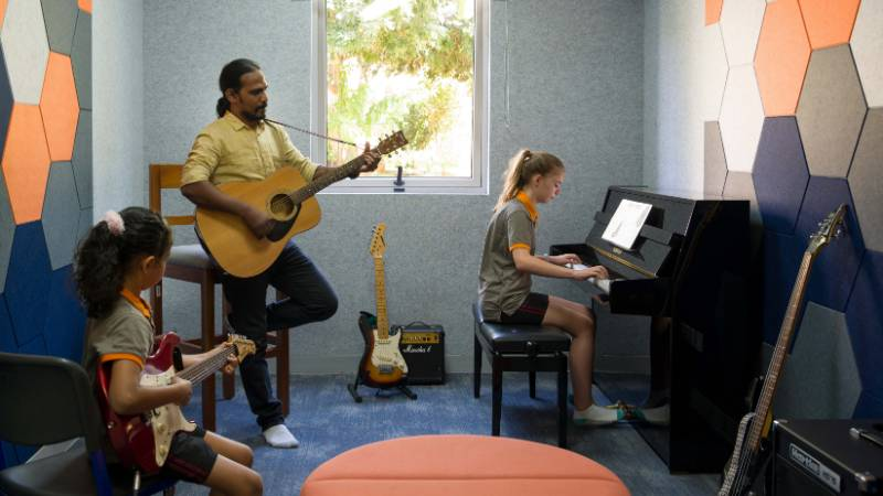 Stonehill International School 13