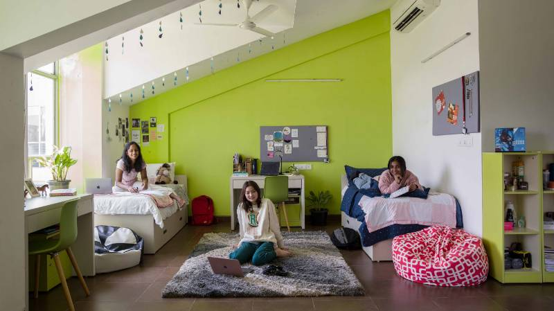 Stonehill International School 14
