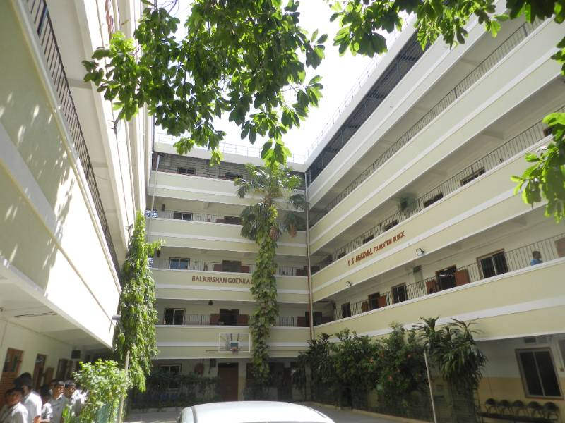 D.A.V Boys Senior Secondary School 7