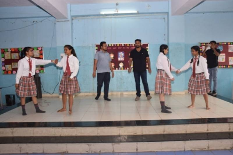 Mata Gujri Girls School campus 2