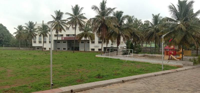 Florence Academy campus 6