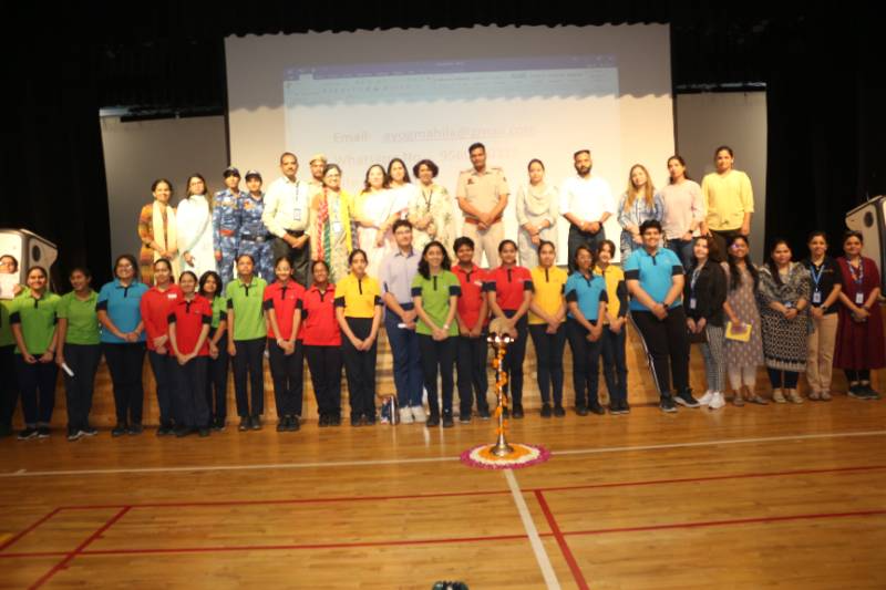 Shiv Nadar School 8