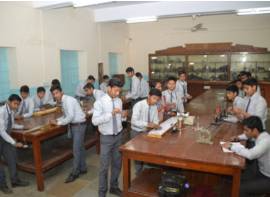 Shri Cloth Market Vaishnav Higher Secondary School campus 3