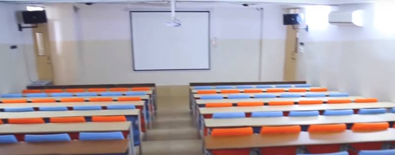 Cambridge Court World School 5