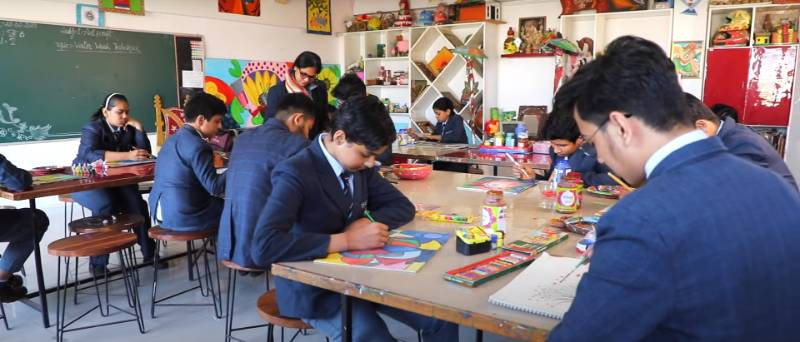 Gyan Vihar School 13