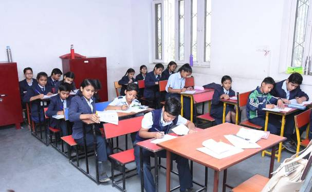 Kids Club School 6