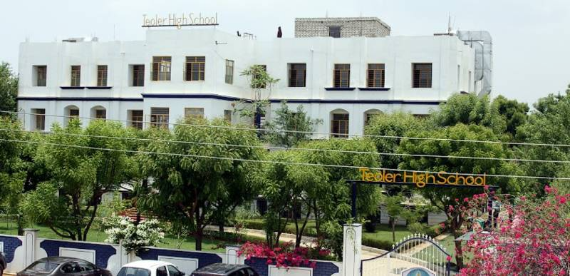Teoler High School 3