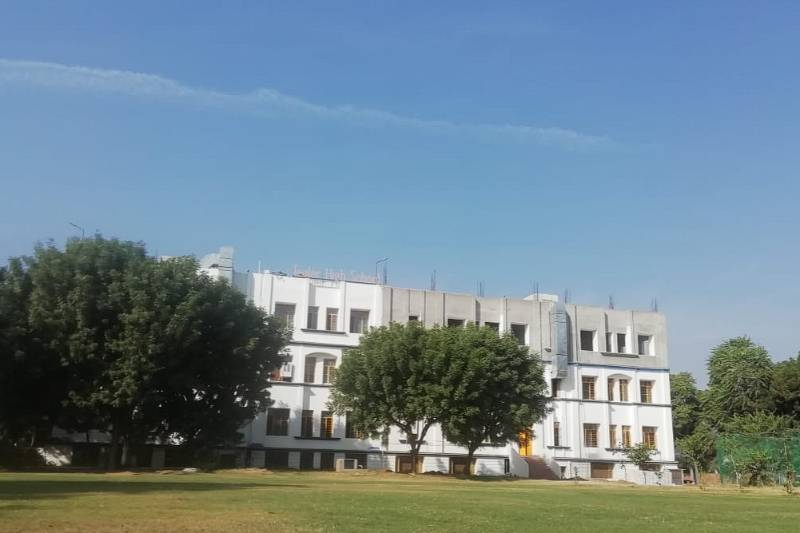Teoler High School 4
