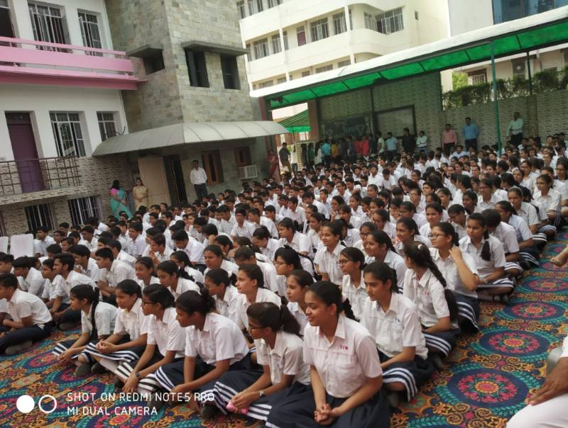 Sharda Vidya Mandir School 3