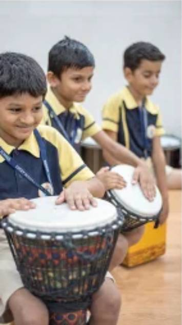 Lucky International School 3