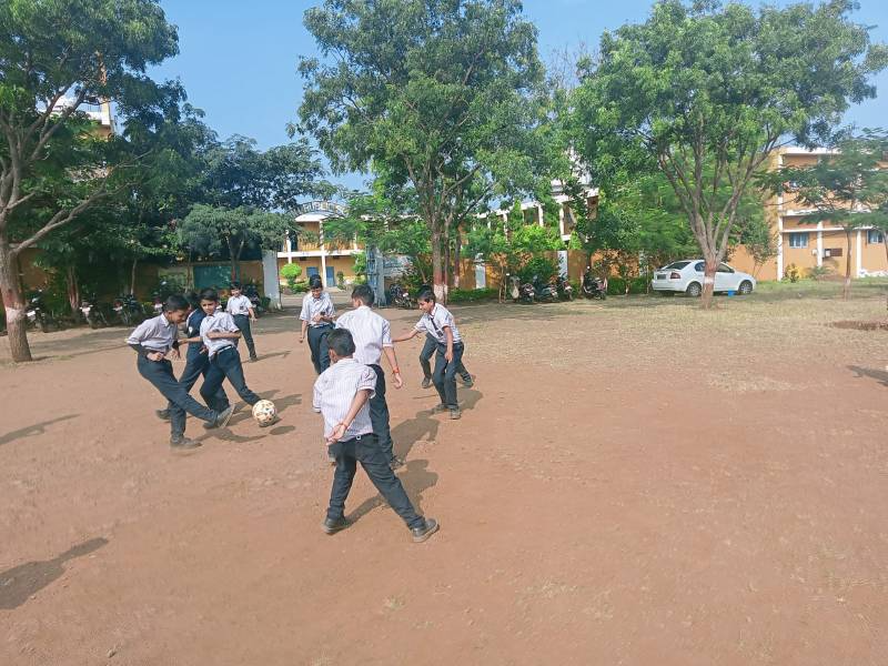 Yashwant Public School campus 6