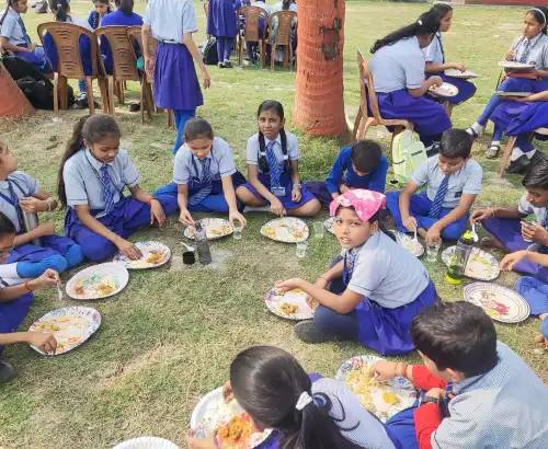 Sree Jain Swetambar Terapanthi Vidyalaya 7