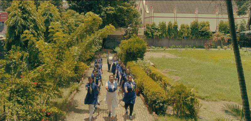 De Paul School 5