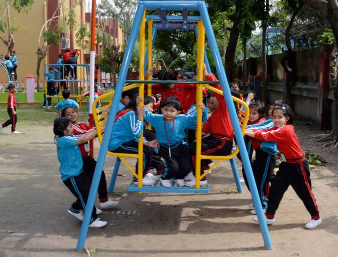 Bhavan's Gangabux Kanoria Vidyamandir 12