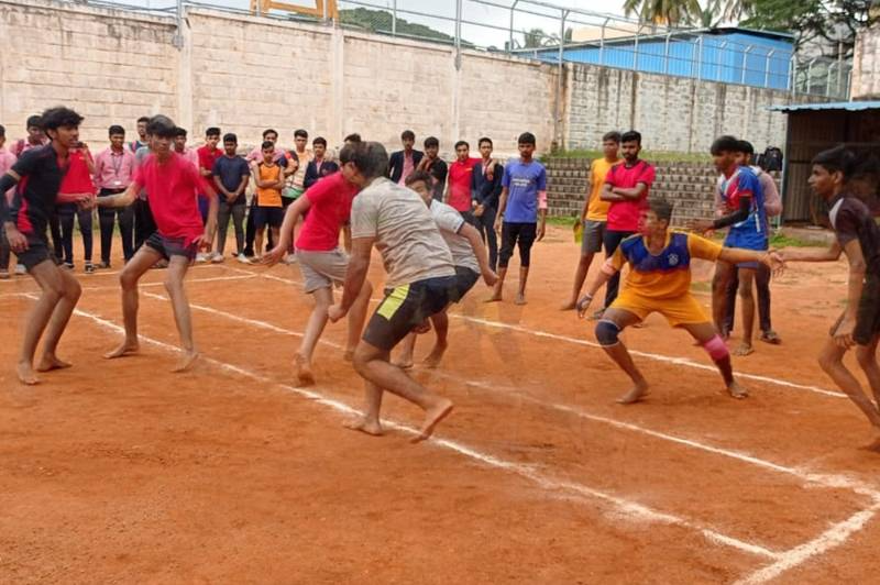 SRN Adarsh PU College campus 3