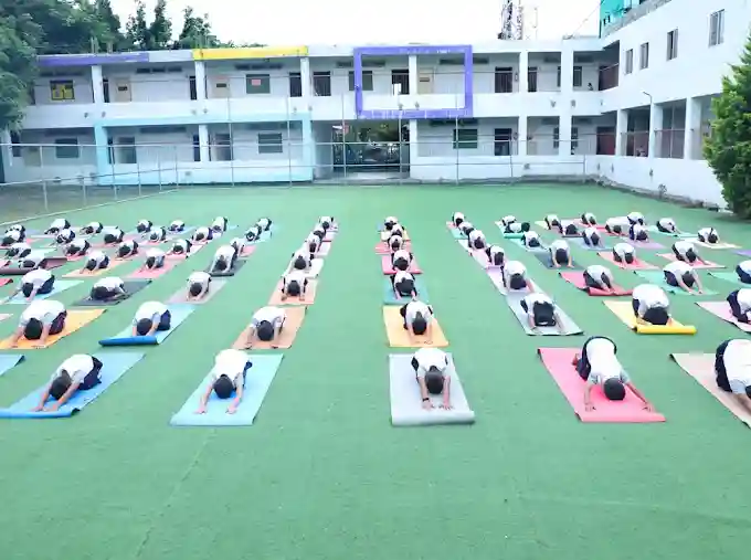 Galaxy School 7