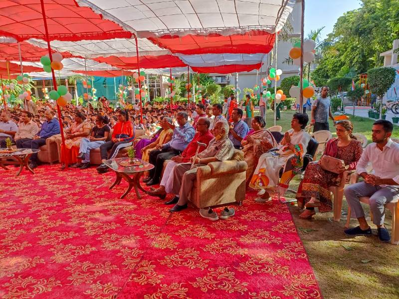 Shri Sanatan Dharam Saraswati Bal Mandir Sr Sec School 12